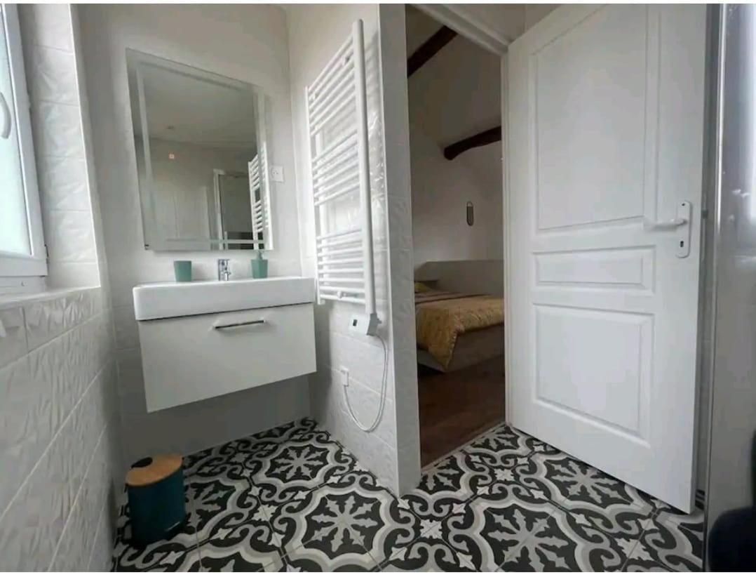 Apartamento The California Dream - Hyper-Centre - 2Mn Gare Sncf - Wifi Netflix Gratuit Niort Exterior foto